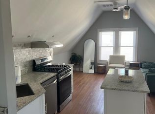 1721 W Nelson St #Ch2, Chicago, IL 60657