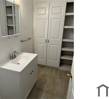3rd image of 1651 W Mentor St