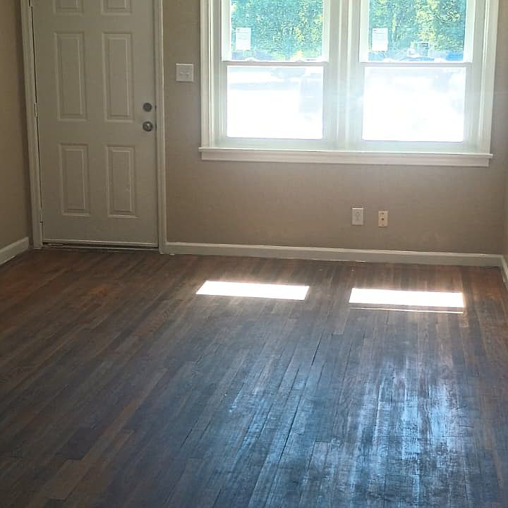 1st image of 122 E Grand Ave #2