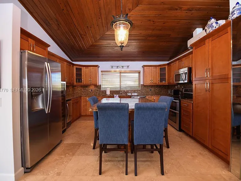 177 Lorelane Pl — Photo 16