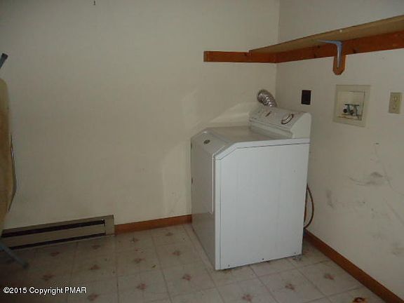 5th image of 145 Marilou Ln