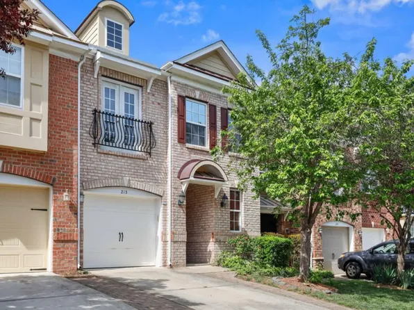 213 Lone Star Way #213, Cary, NC 27519