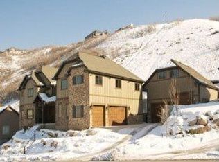 4715 S Bountiful Ridge Dr, Bountiful, UT 84010