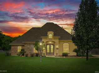118 Horseguards Ave, Bossier City, LA 71111