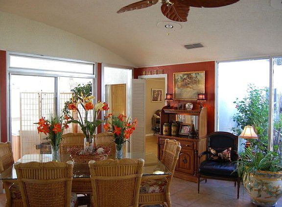 4th image of 2110 Crescent Dr