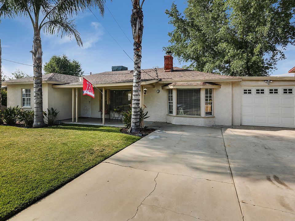 1st image of 35120 Hart Dr