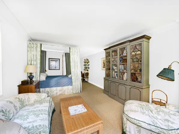 345 East 52nd Street image 1 of 5