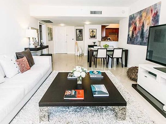 Sensational 3 Bedroom Gables Condo