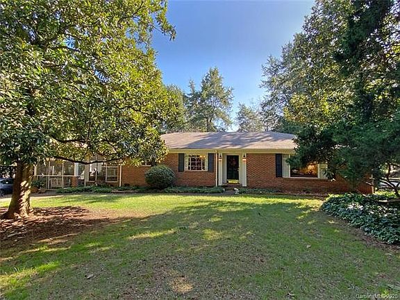 2nd image of 1201 Greylyn Dr