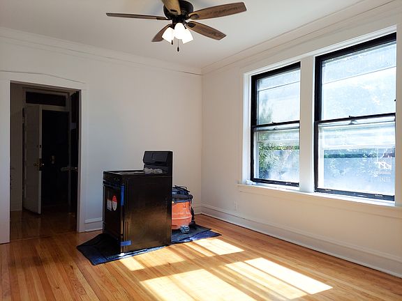5th image of 2305 W Wilson Ave #2311-1F