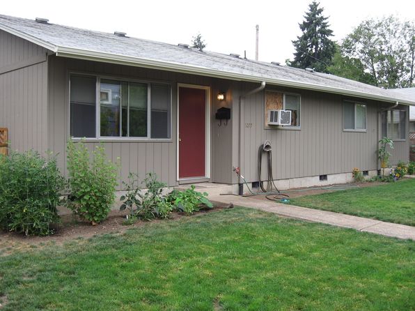 1077 W 13th Ave