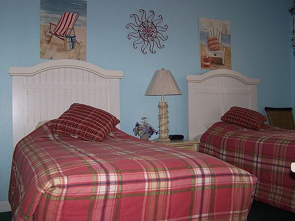 2nd Bedroom