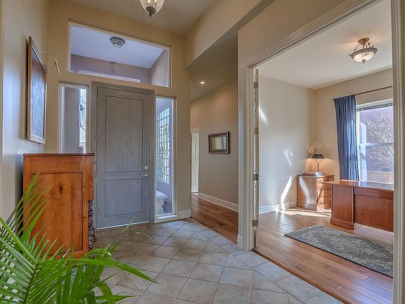 5th image of 6015 Purple Aster Ln NE