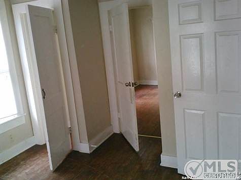 5th image of 1019 Capitol Ave