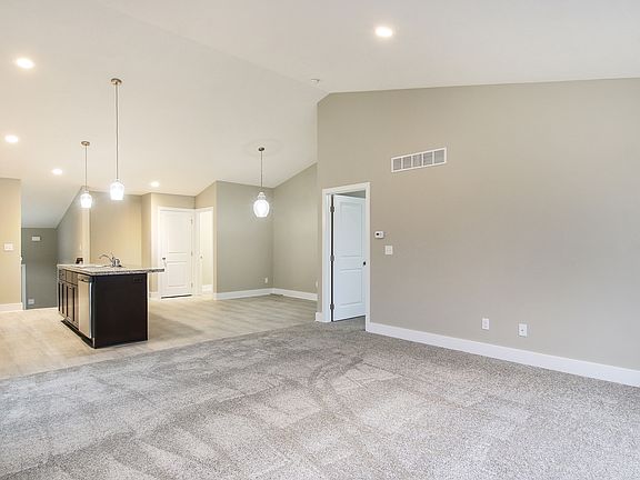 2nd image of 13872 Westwood Ln
