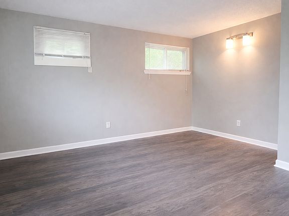 2nd image of 15415-15419 Barat Rd #B