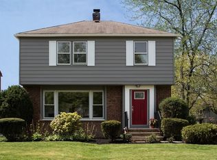 2382 Charney Rd, University Heights, OH 44118