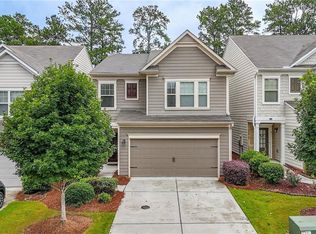 5050 Breezewood Cir, Alpharetta, GA 30004