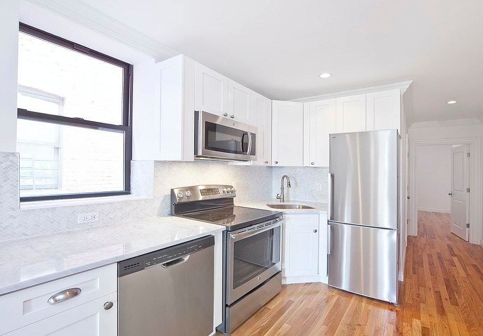 1st image of 260 W 122nd St APT 3A