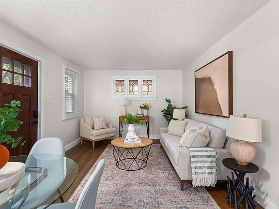 4th image of 5563 Connecticut St