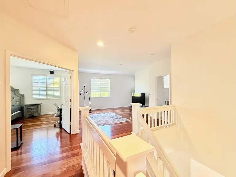 863 Dederick Ct — Photo 61