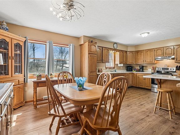 4th image of 138 Buckeye Rd E