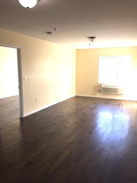 2nd image of 2952 Marion Ave APT B41