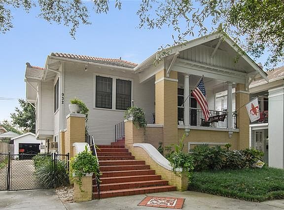 2nd image of 932 Taft Pl