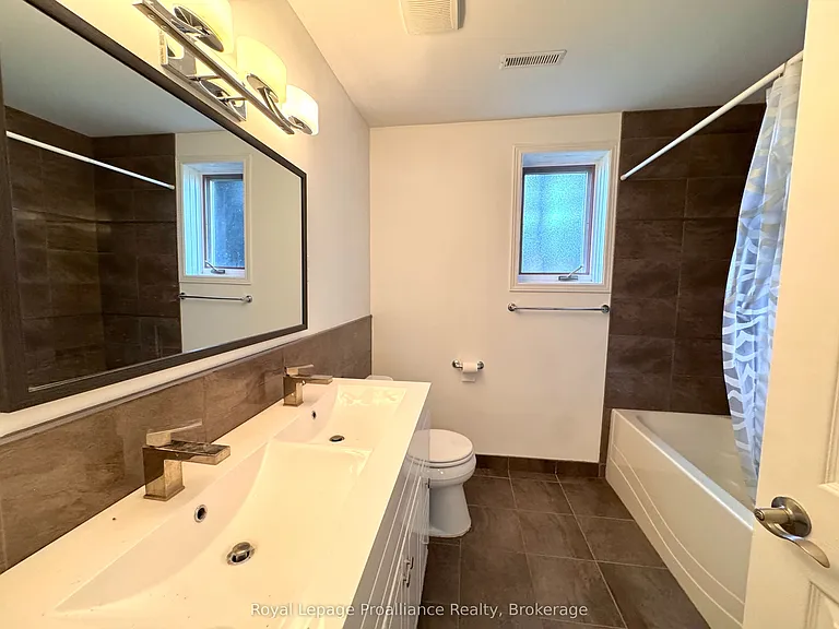 28 Oak Ridge Blvd — Photo 9