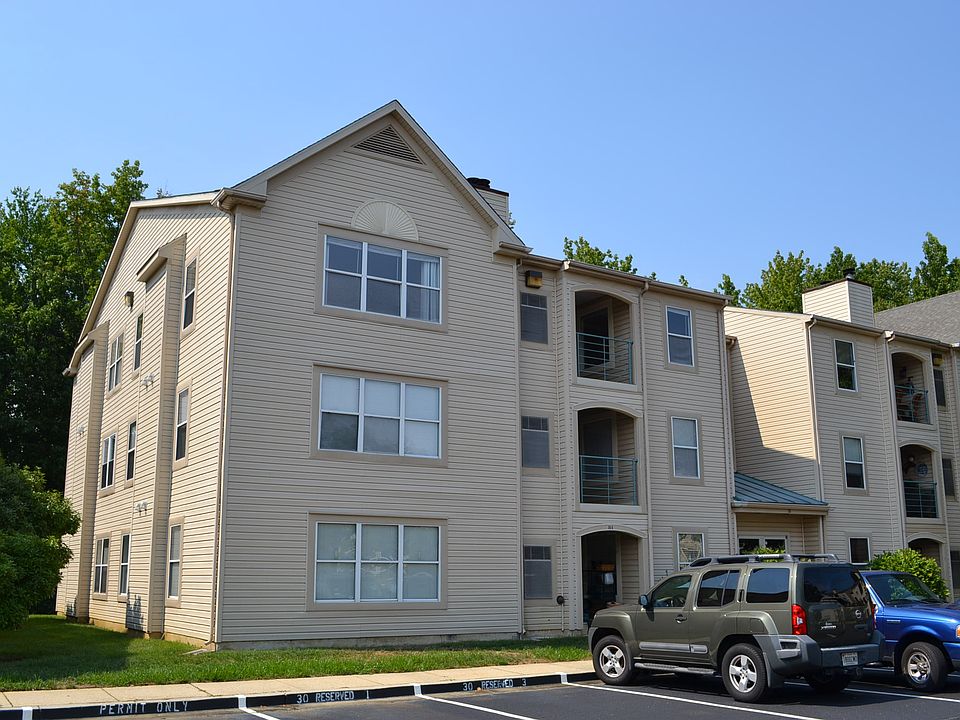 1st image of 30 Hearthstone Ct APT I