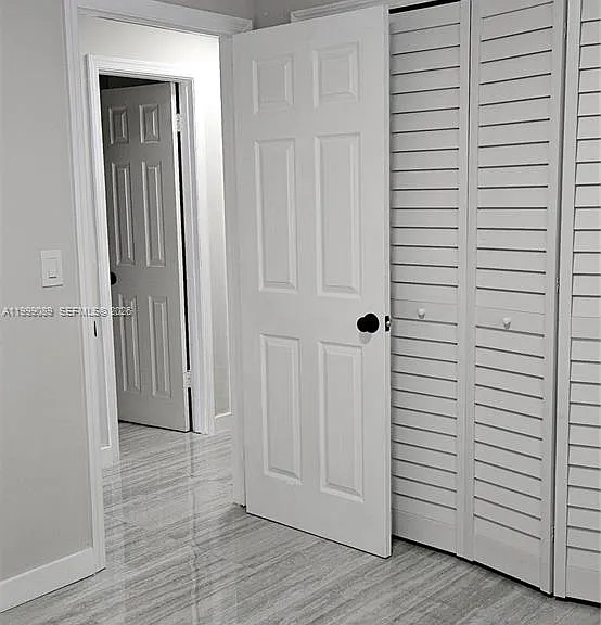 1408 SW 9th Ave #1408 — Photo 5