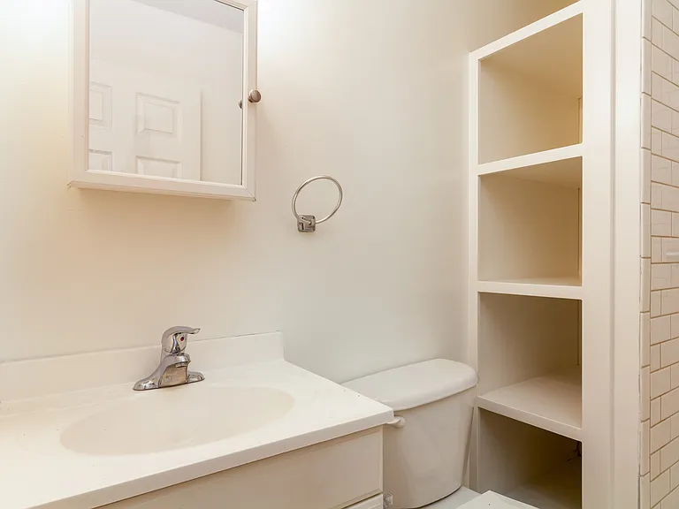 7 Fletcher Pl #1 — Photo 9