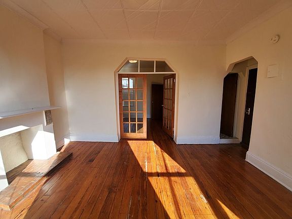 5th image of 71 Underhill Ave #F3