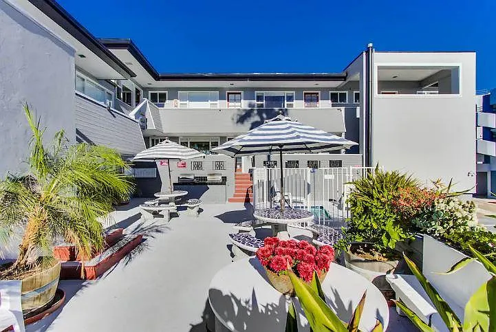 2613 Mission Blvd #8 — Photo 49