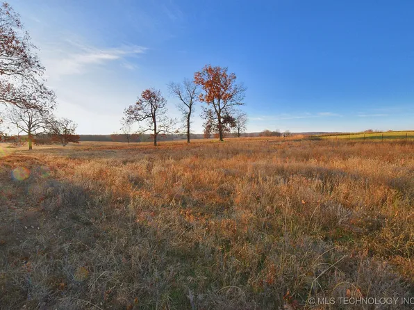 W Jones Rd, Tahlequah, OK 74464