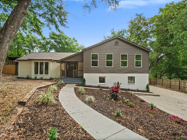 5720 Avenida Robledal, Pensacola, FL 32504