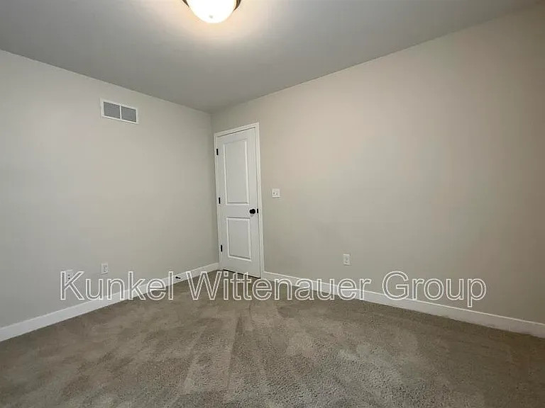 808 Applewood Creek Dr — Photo 15