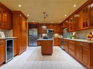 14422 SW 92nd Ct, Miami, FL 33176