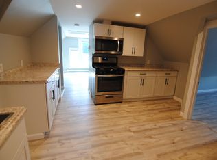 6 Baker St #C, Hudson, NH 03051