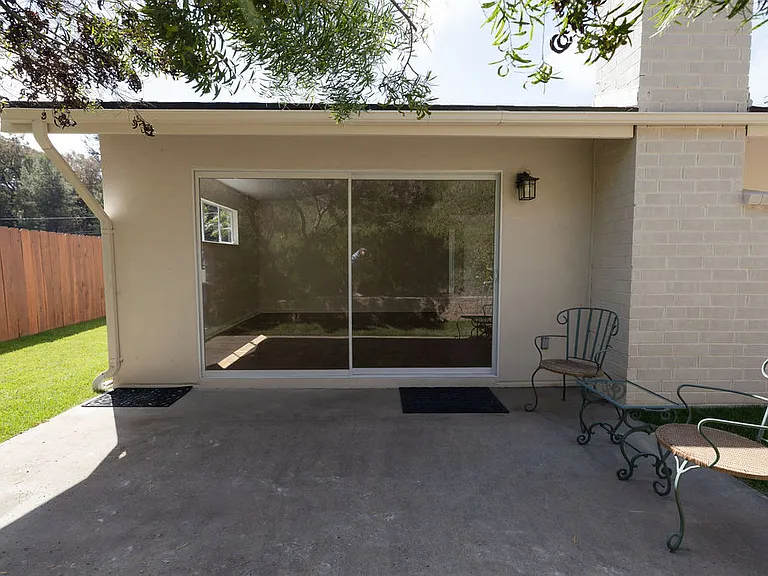 5577 Honors Dr — Photo 12