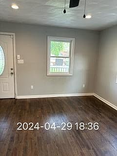 3rd image of 3557 S Champion Ave