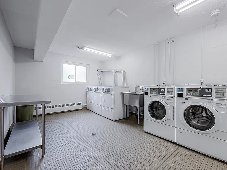 51 Woolley St #75-7 — Photo 9