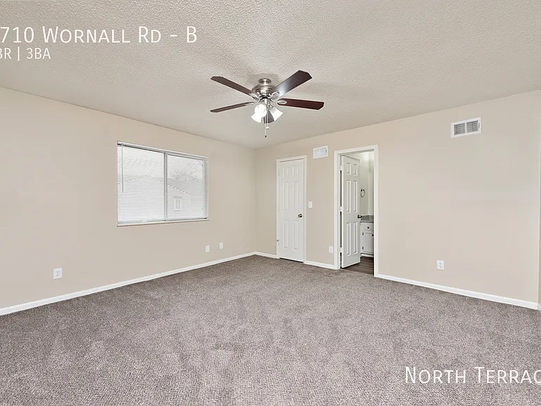 9718 Wornall Rd — Photo 13