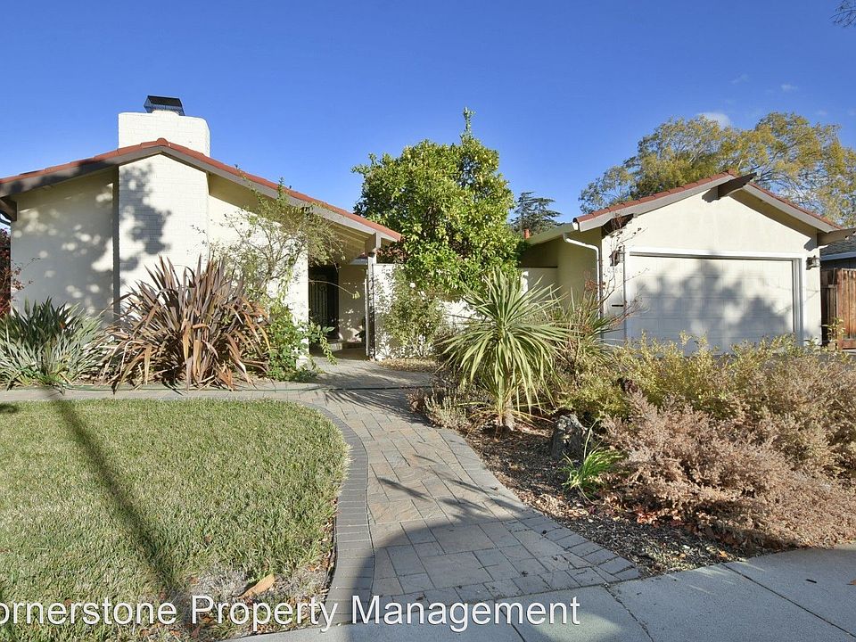 1st image of 10280 Plum Tree Ln