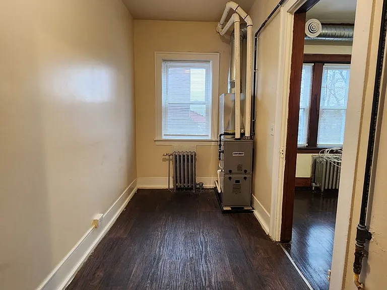 401 Ridgeway Ave — Photo 5