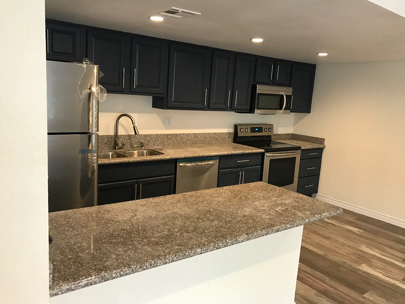 2 bed, 816 sqft, $1,500 — Photo 4