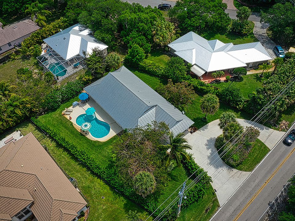 1st image of 2285 SE Saint Lucie Blvd