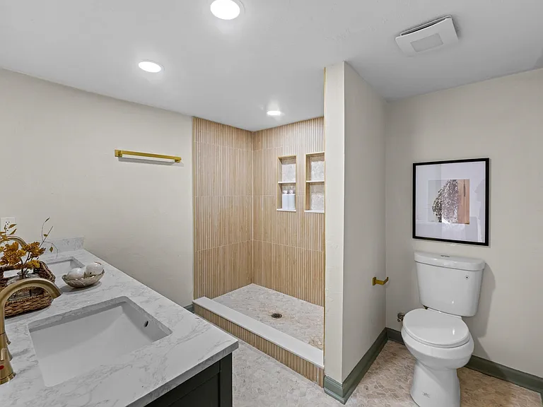 2066 Tallavana Trl — Photo 19