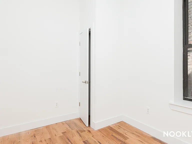 257 Hart St #2B — Photo 14