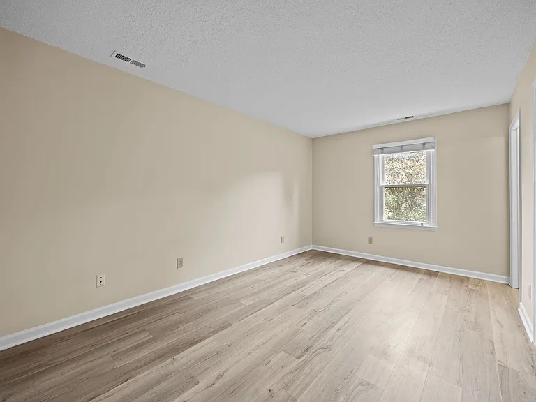 3112 Coachmans Way — Photo 11
